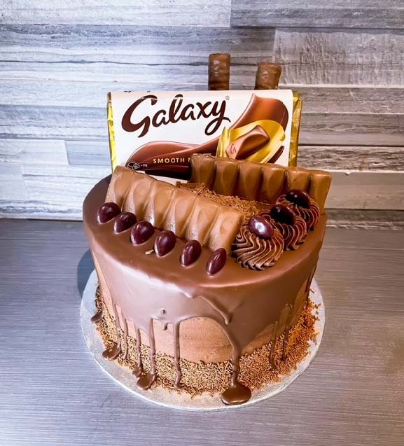 Galaxy Drip Cake