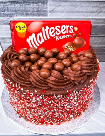 Malteser Sprinkles Cake